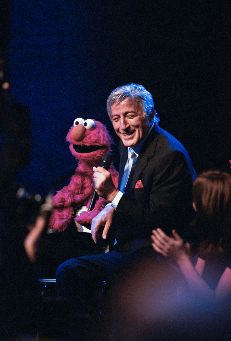 Elmo with TonyBennett